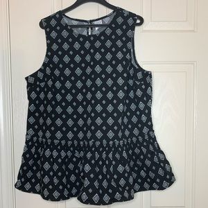 Cute peplum Geo top